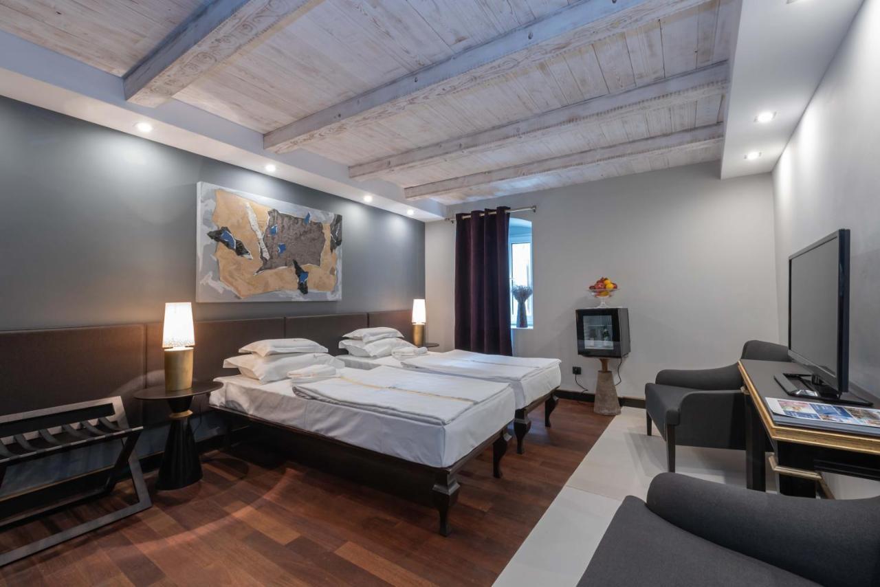 Boutique Hotel Hippocampus โกตอร์ ภายนอก รูปภาพ