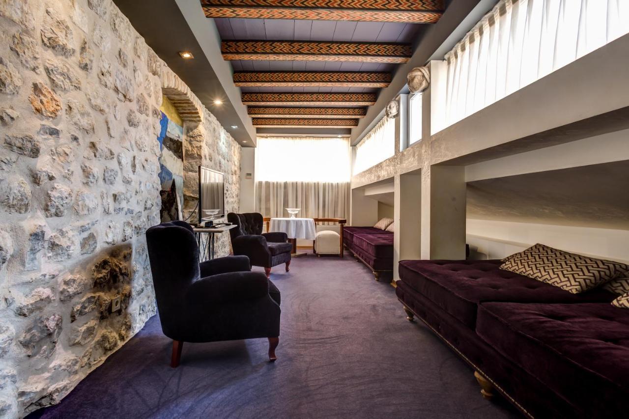 Boutique Hotel Hippocampus โกตอร์ ภายนอก รูปภาพ